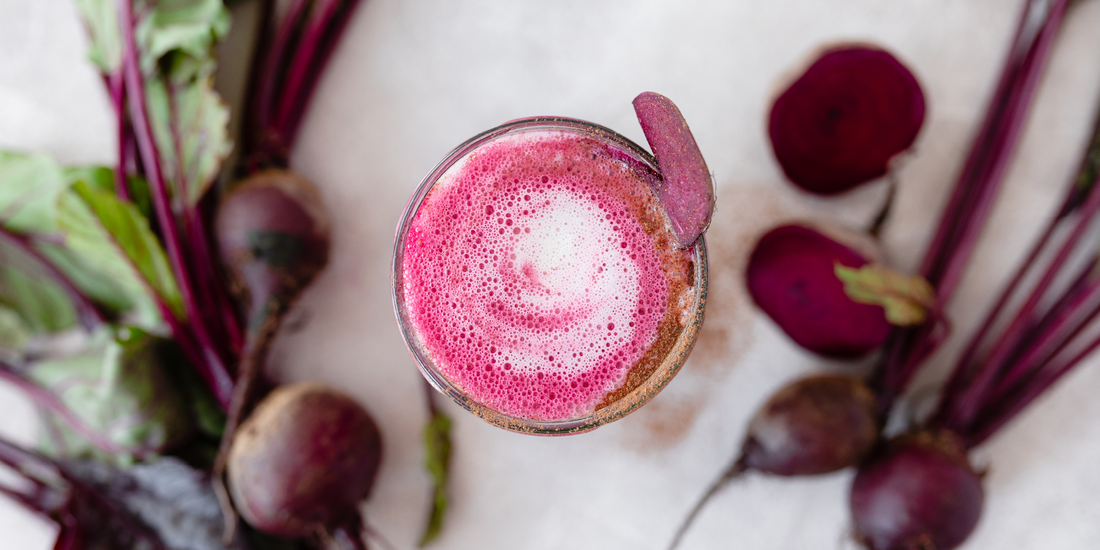 Pinker Rande-Latte